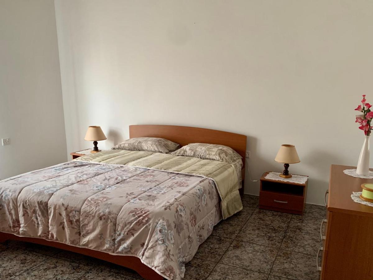 2 Bedroom Appartment Birzebbugia Birżebbuġa Buitenkant foto